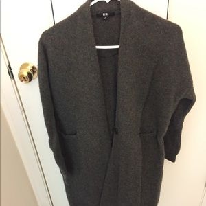 Uniqlo Long Cardigan Size Small